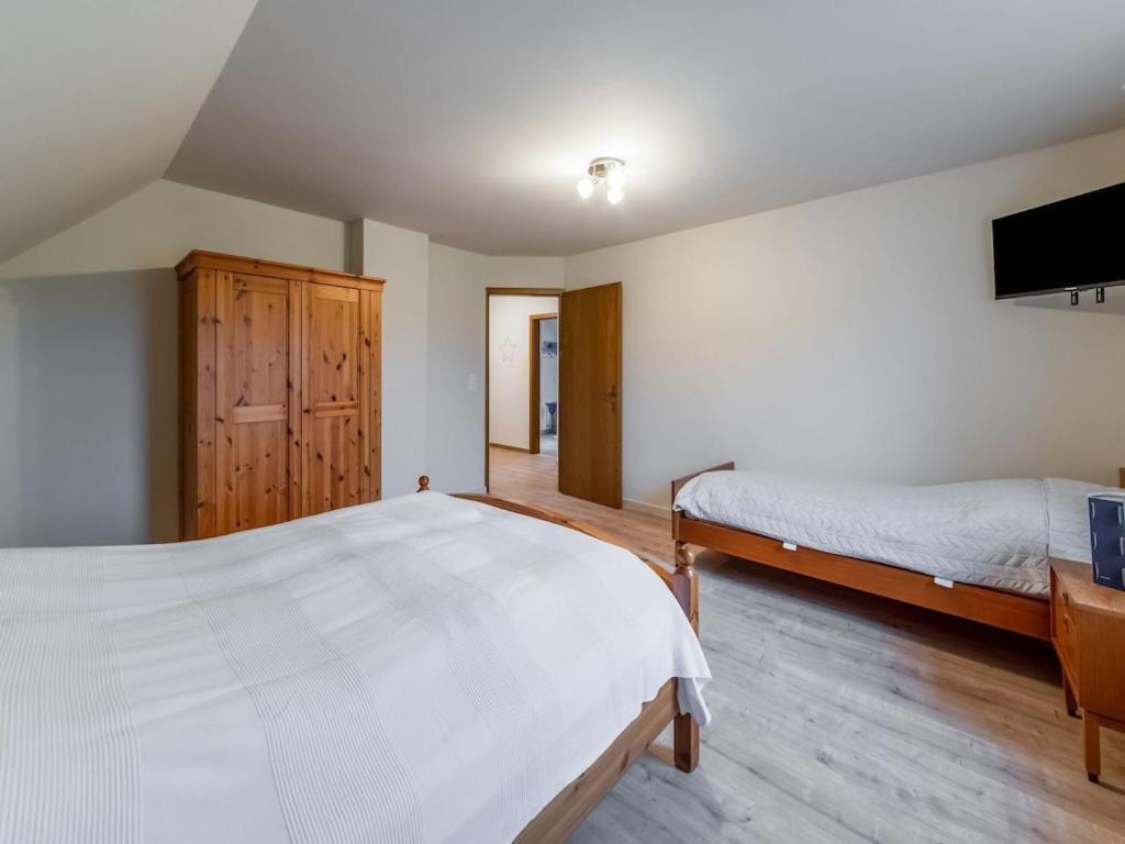 Atmospheric Holiday Home In B Llingen With Infrared Sauna Büllingen Buitenkant foto
