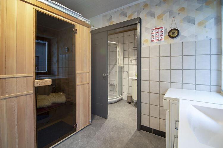 Atmospheric Holiday Home In B Llingen With Infrared Sauna Büllingen Buitenkant foto